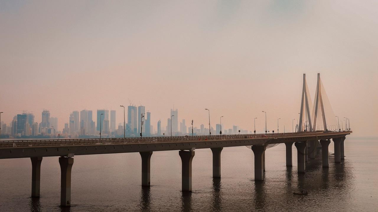 Mumbai News LIVE: Driver injured after car overturns on Bandra-Worli Sea Link