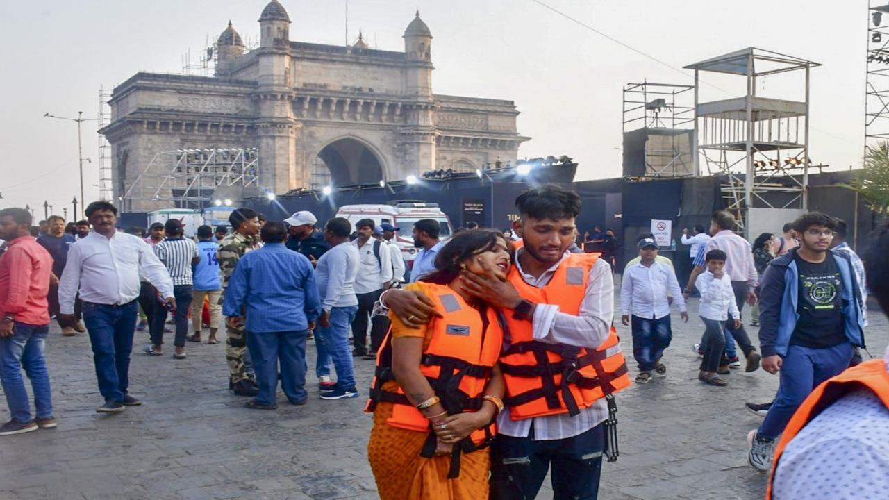 Elephanta ferry crash: Three naval personnel among 13 dead, 101 rescued, says CM