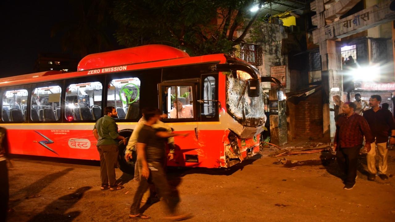 Kurla bus crash: BEST to make breath analyser test mandatory for drivers