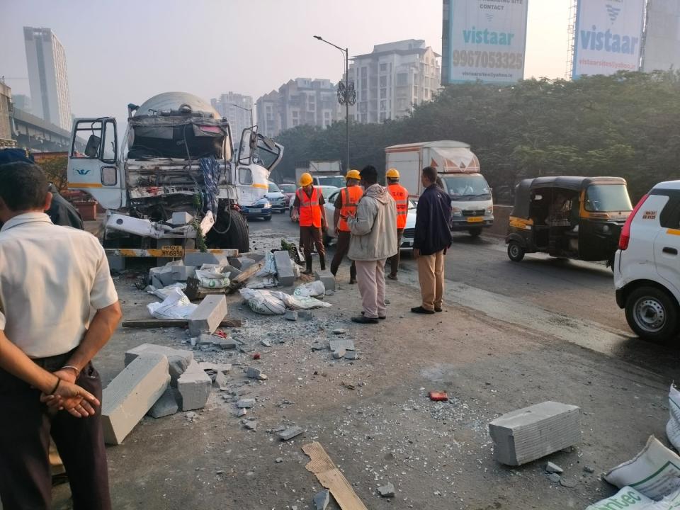 Two critically injured in cement mixer-truck collision on Nashik-Mumbai Highway