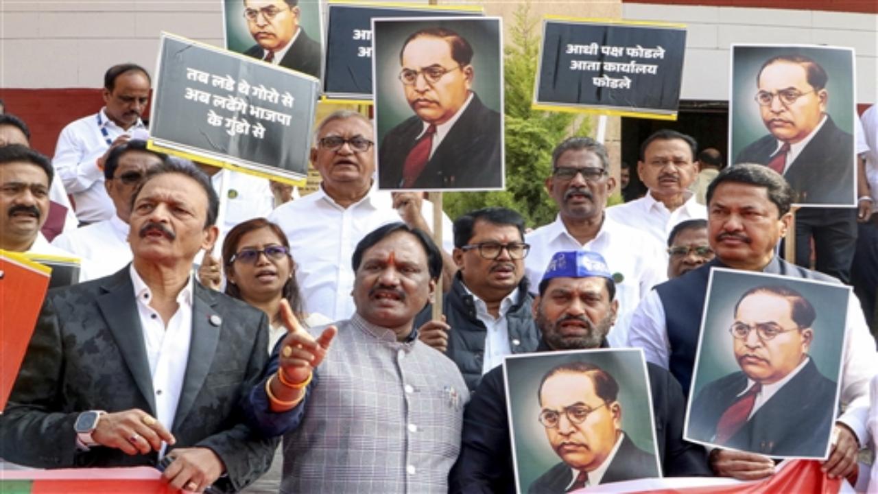 Congress displays Ambedkar’s photos in assembly, protesting Amit Shah's remarks