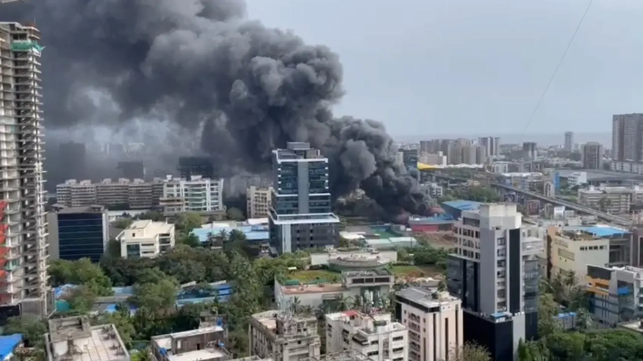 Mumbai: Fire breaks out at Poonam Chambers in Worli; no injuries reported