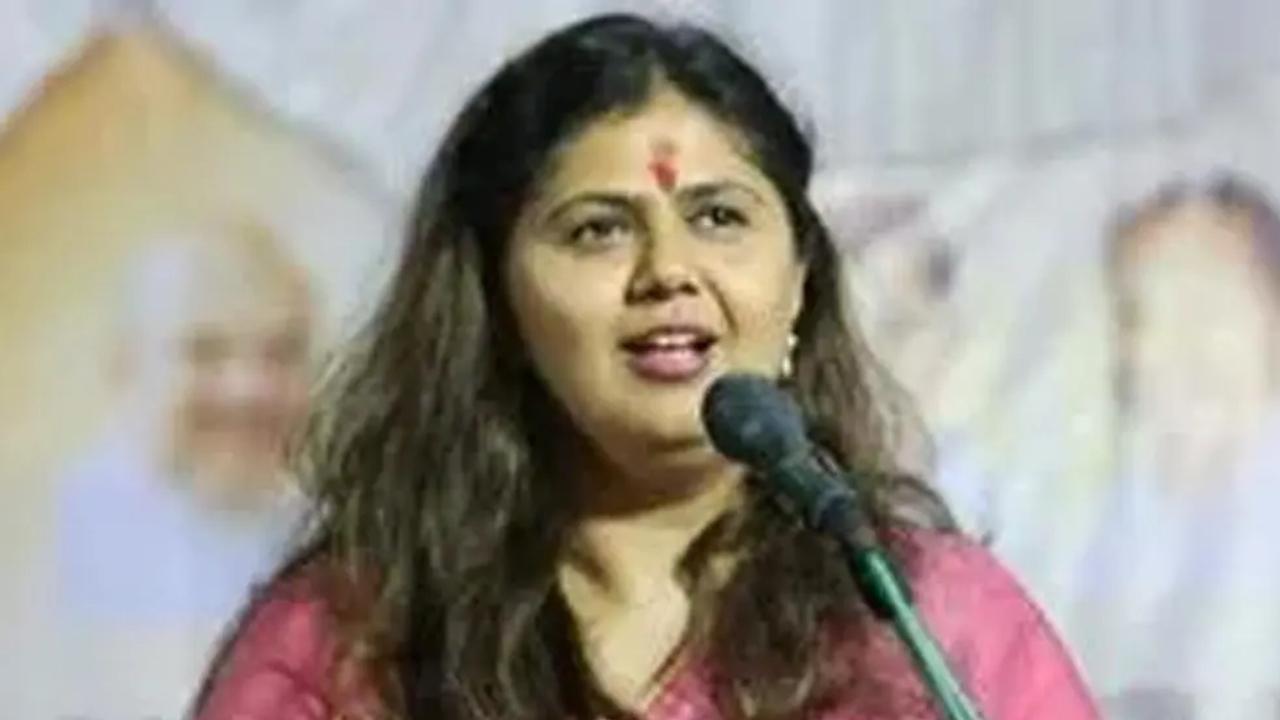 Pankaja Munde reaches out to Dalits and OBC; promises action if are 'troubled'