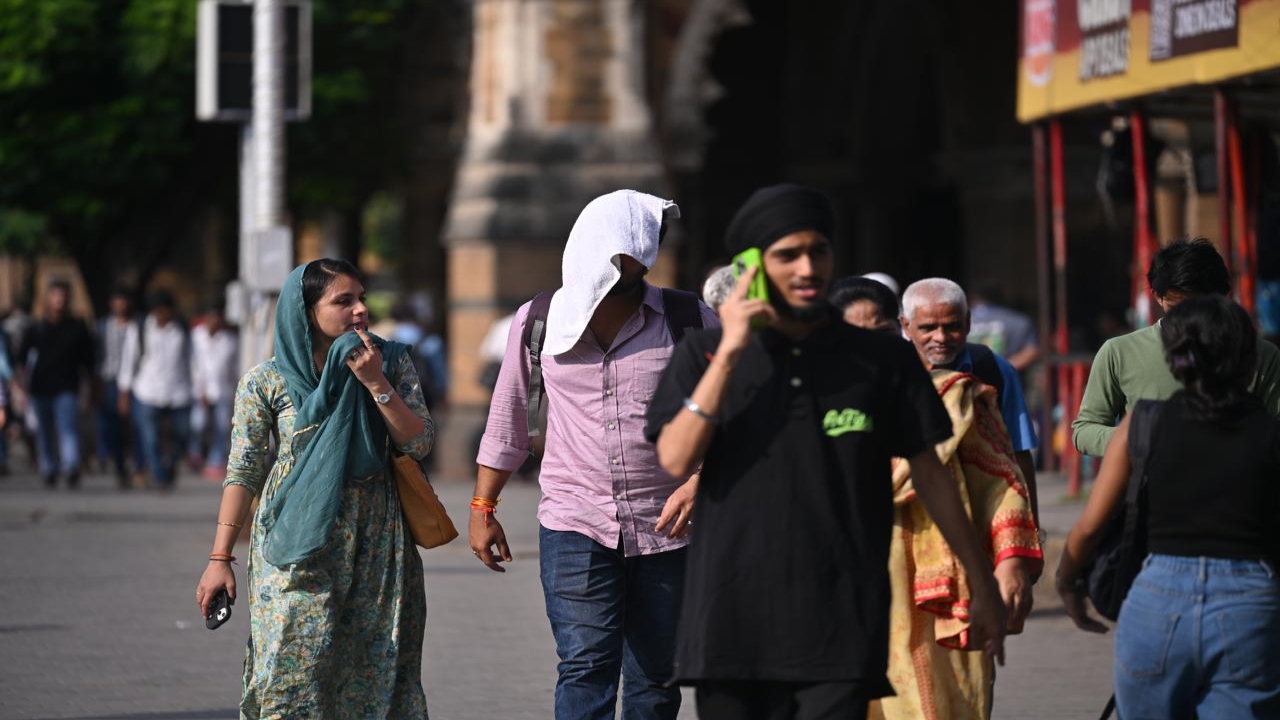 Residents can also wear protective gear, such as scarfs, caps and sunglasses 