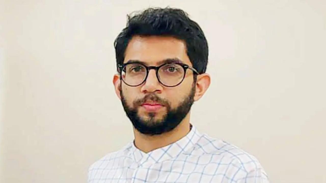 Aaditya Thackeray claims BMC auctioning 3 land parcels to raise funds after Shinde govt's 'loot'