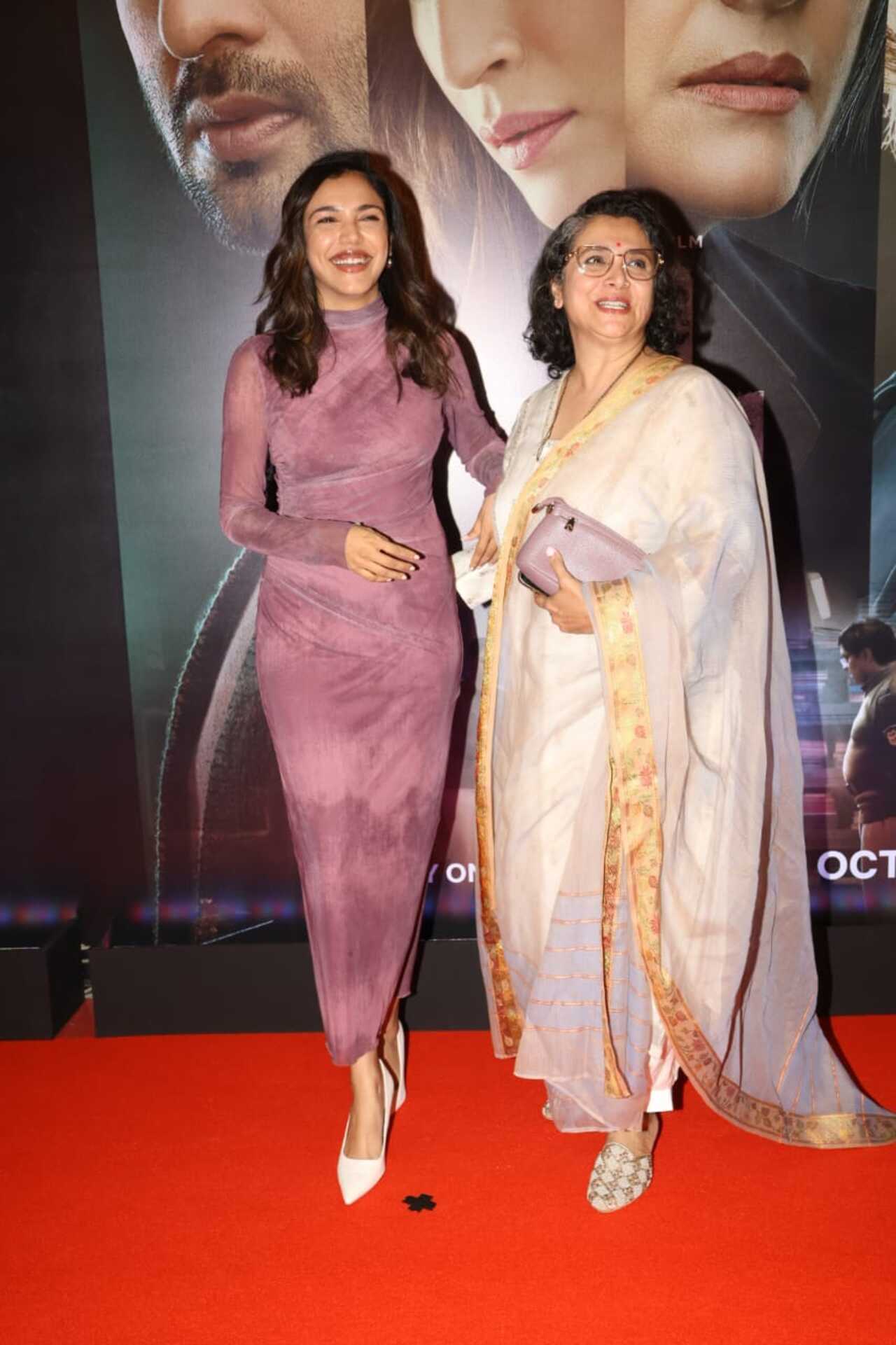 Shriya Pilgaonkar's plus one for the screening was her mother Supriya.