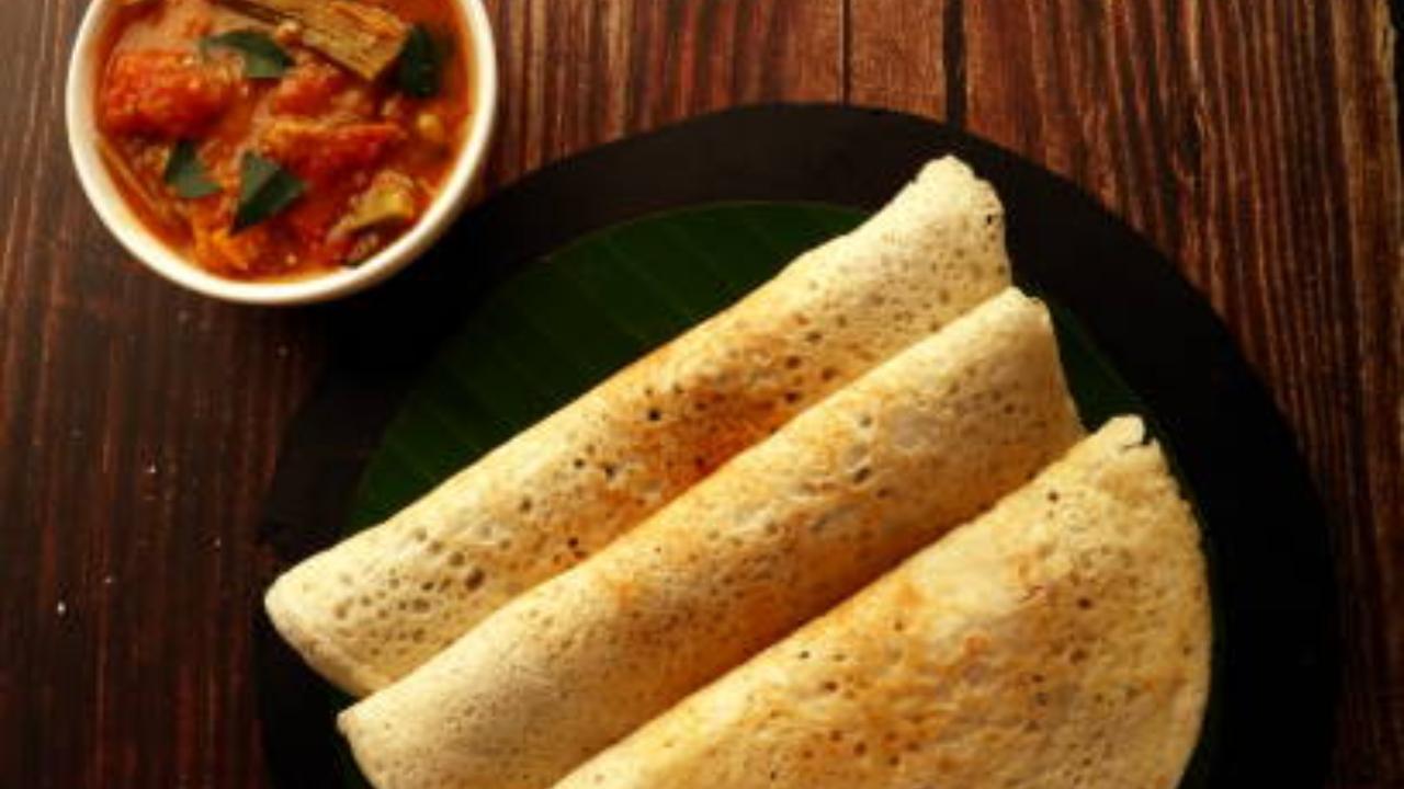 WATCH | This chef in Nagpur attempts unique record of making 10000 dosas in 24 hours