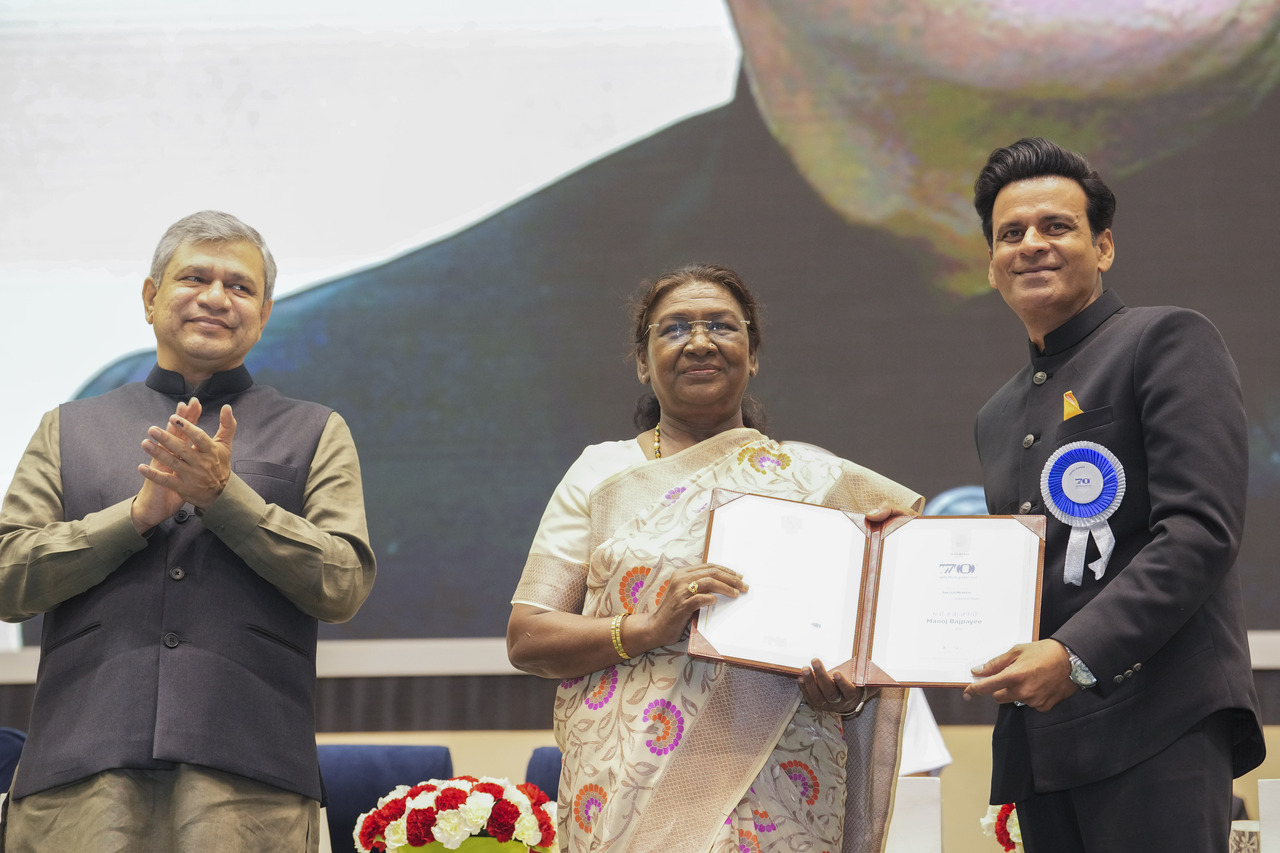 Manoj Bajpayee bagged his fourth National Film Award as he received a Special Mention for his performance in the film Gulmohar.