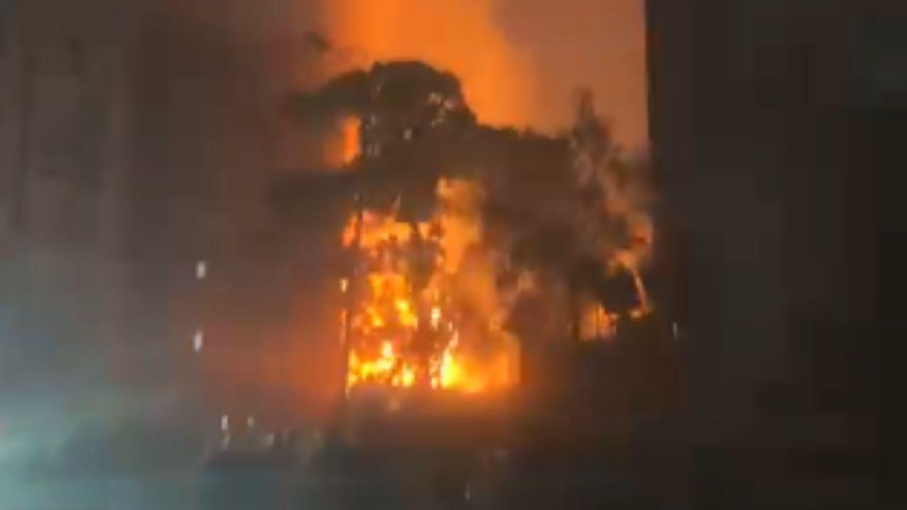 Mumbai: Fire breaks out in multi-storey building in Nalasopara East