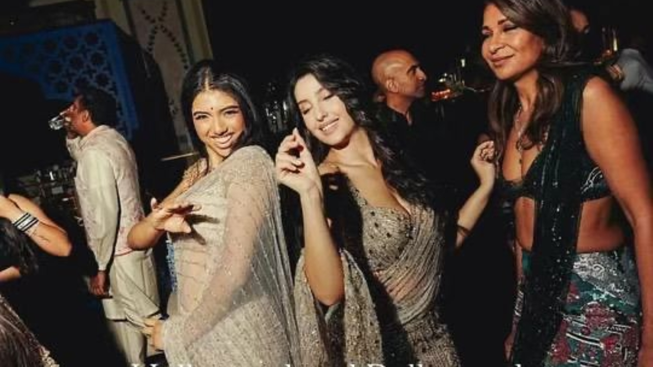 Nora Fatehi and Maitreyi Ramakrishnan dance to ‘Naach Meri Rani’ at NYC Diwali party. Read more