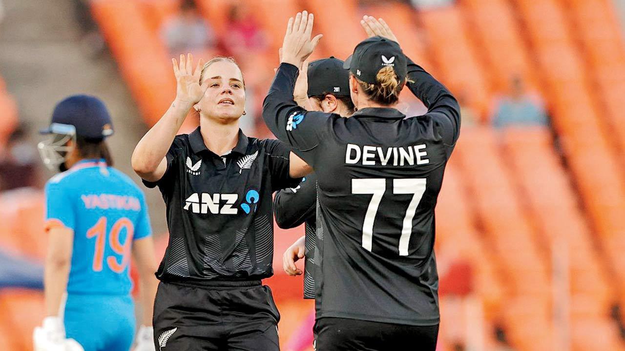 IND-W vs NZ-W 2nd ODI: Devine intervention!