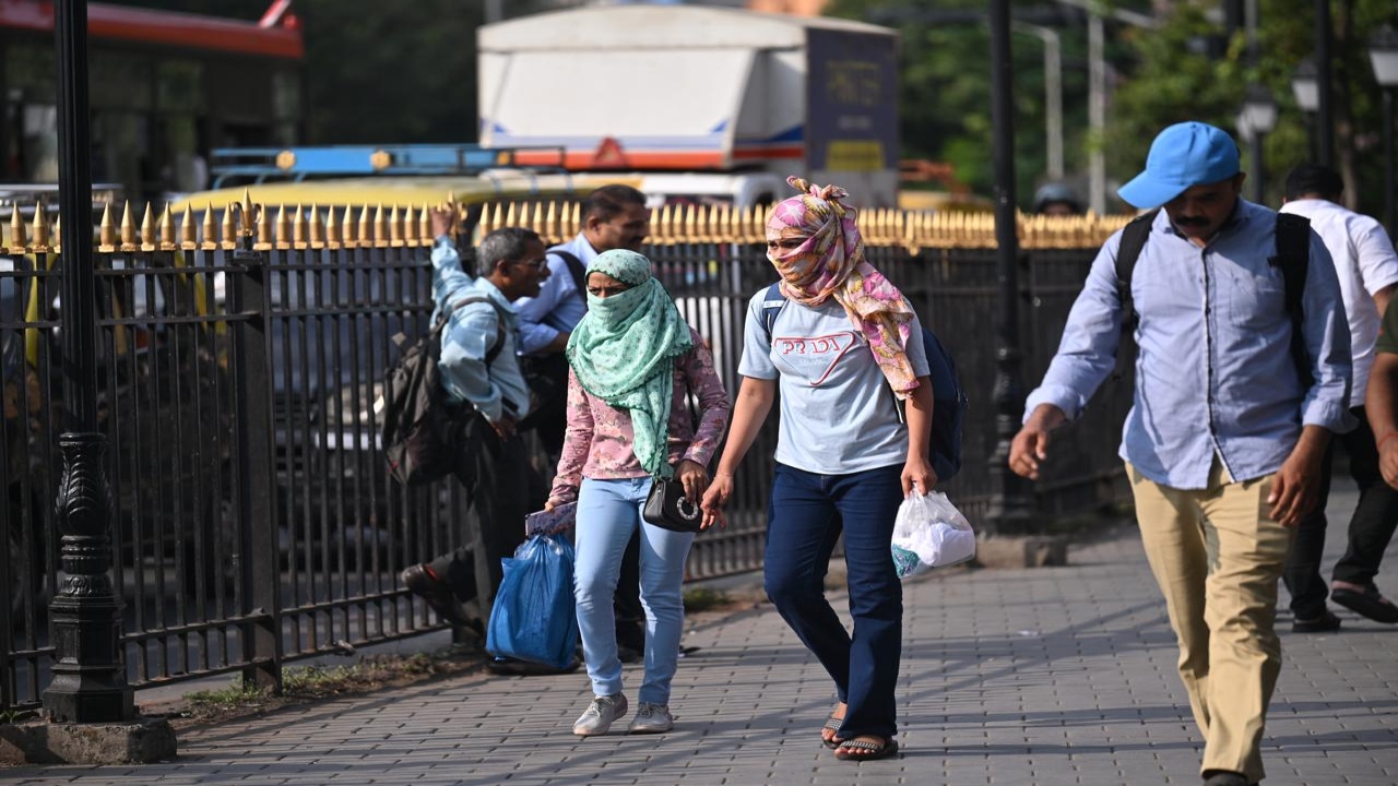 In its latest update, IMD said Mumbai recorded a minimum temperature of 25 degrees Celsius on Friday