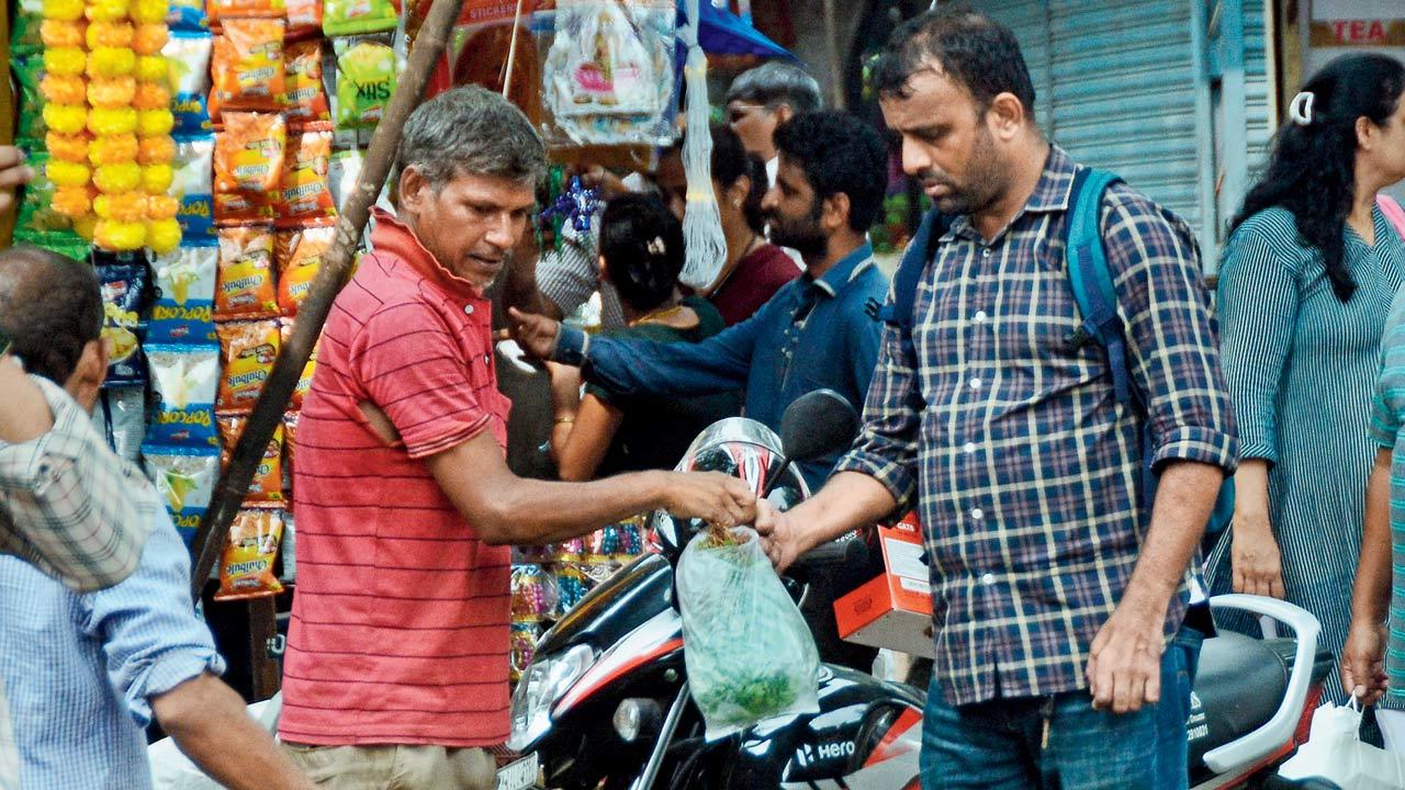 Mumbai: BMC to counsel shopkeepers and consumers ahead of single-use plastic ban drive