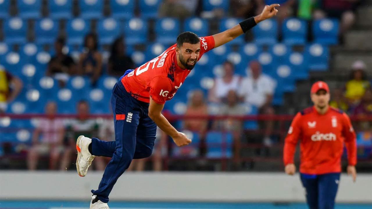 England pacer Saqib Mahmood's India tour preparation hit by visa delay