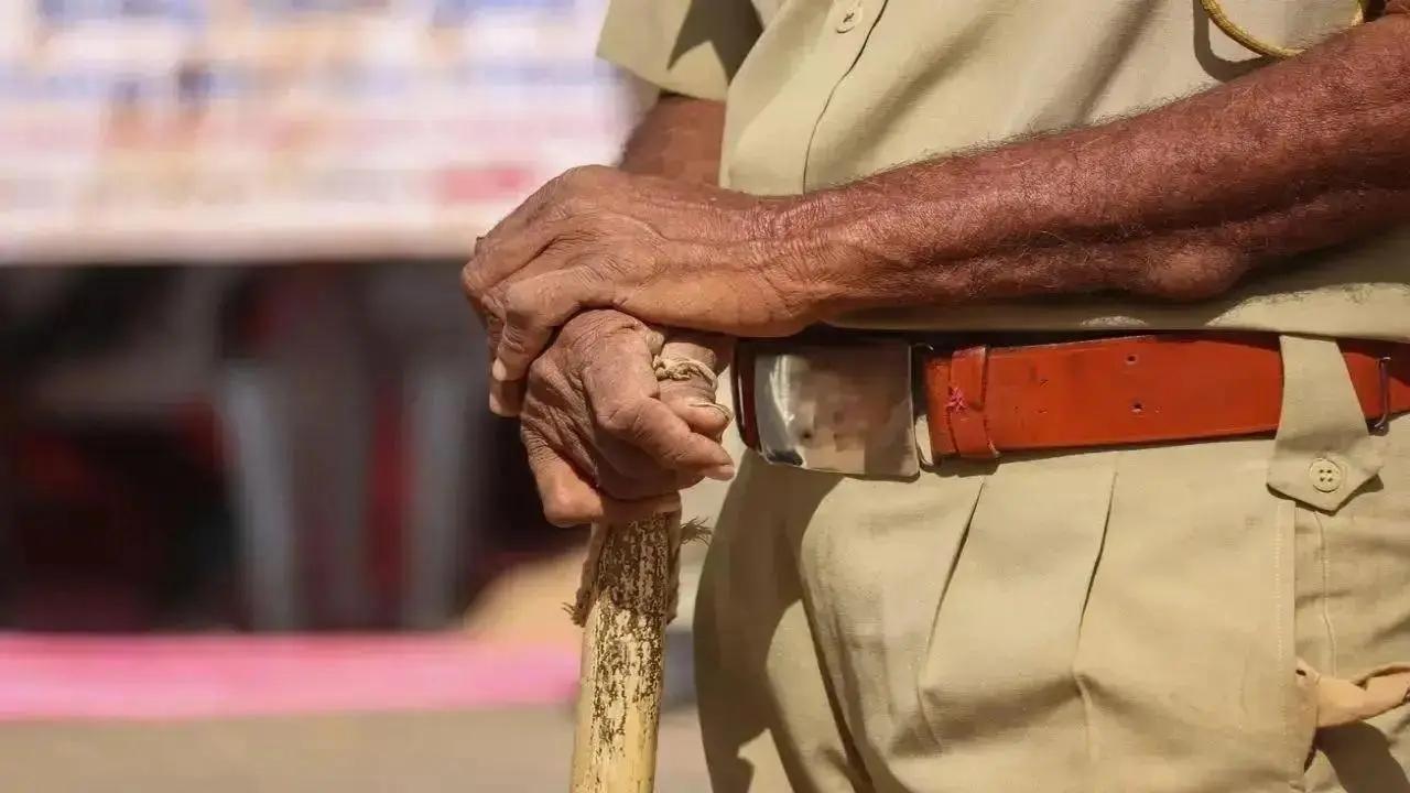 Cop found dead in house with gunshot wound in UP's Hathras