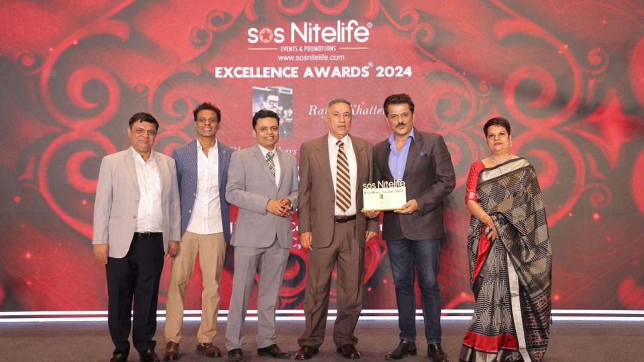 Rajesh Khatter Honoured for 25 Glorious Years as a Voice Artist at SOS Nitelife Excellence Awards 2024 and Best Night Club Awards 2024